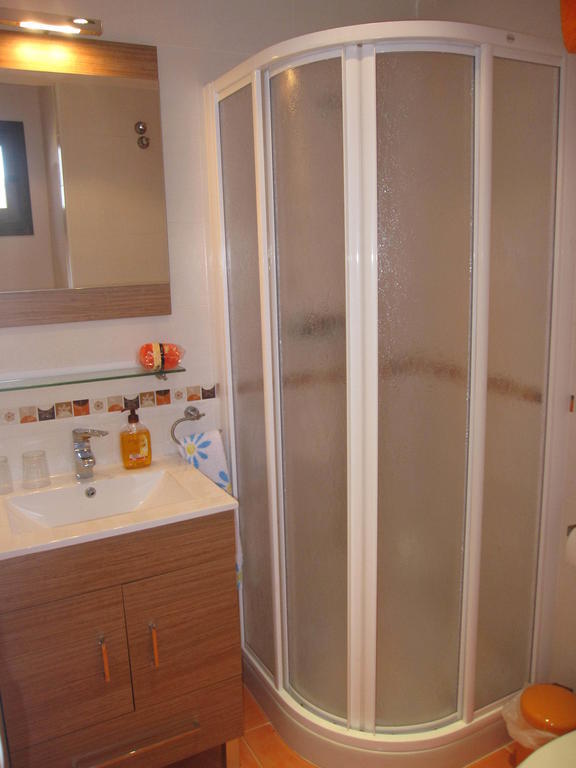 Hostal La Casita Azul De Chillaron Chillaron De Cuenca Habitación foto